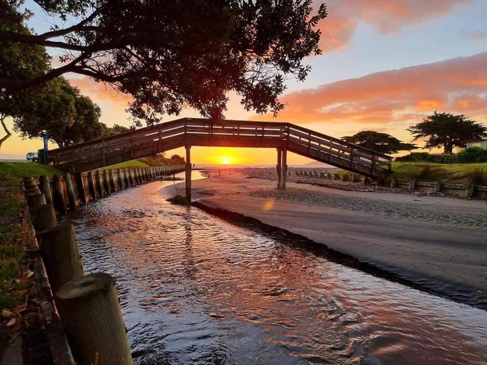 Raumati Guest House Paraparaumu Dış mekan fotoğraf